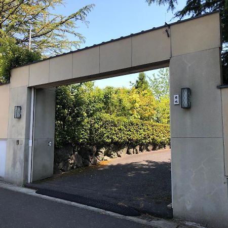 Tomiya Ryokusuian Sado-Taiken Guest House ภายนอก รูปภาพ