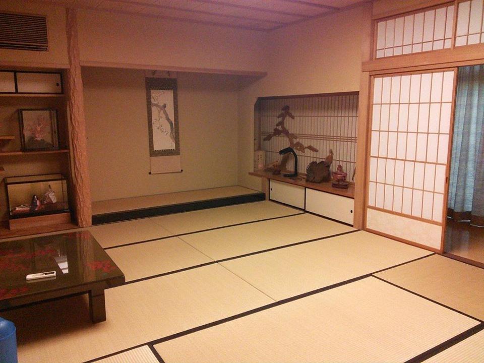 Tomiya Ryokusuian Sado-Taiken Guest House ภายนอก รูปภาพ